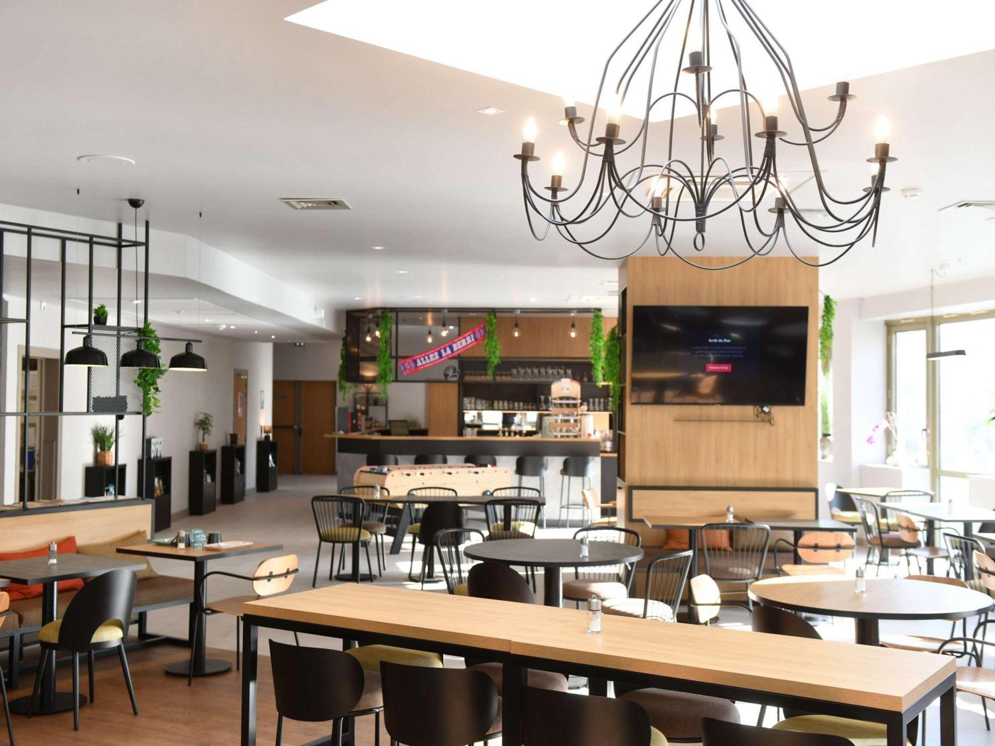 Ibis Шатору Екстер'єр фото