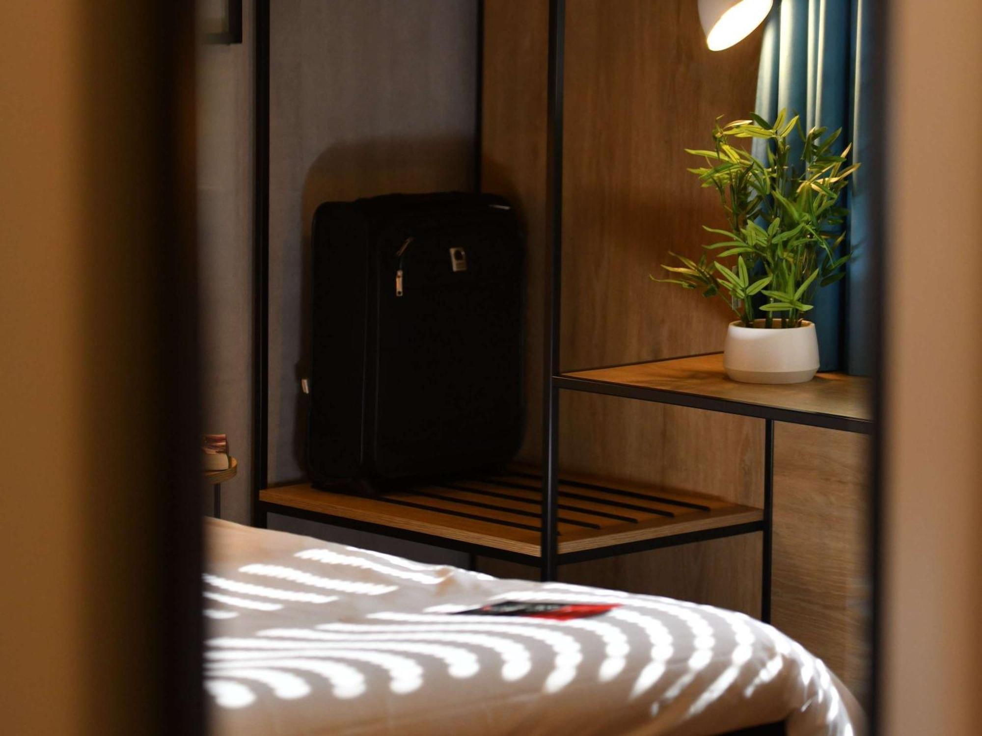Ibis Шатору Екстер'єр фото